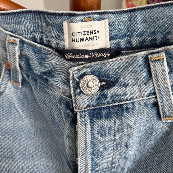 Citizens of Humanity - Dylan Rolled Crop Jeans in Misfit (Light Wash) - Picture 4 of 14